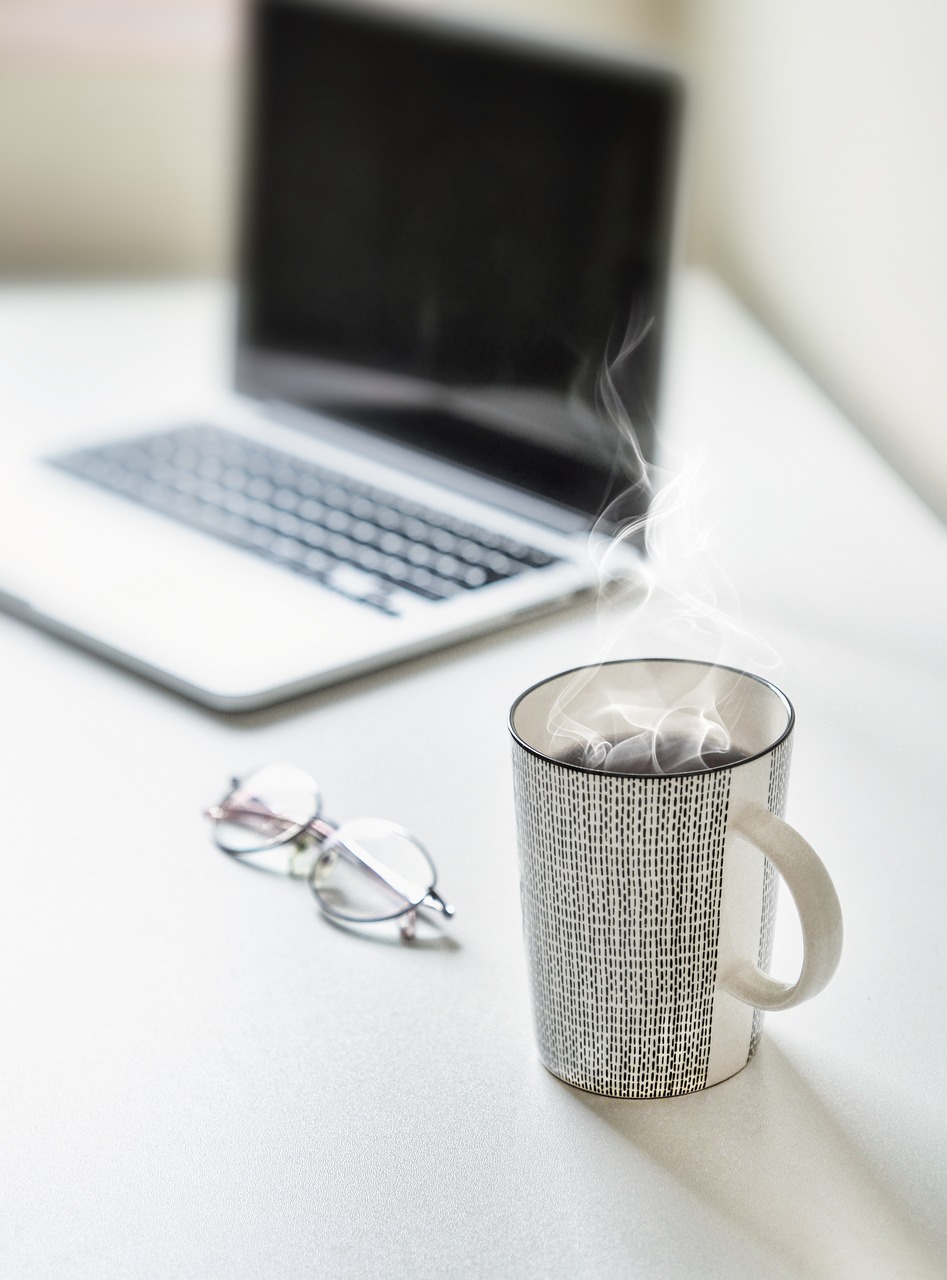 desk, tea, coffee, tea cup, coffee cup, table, laptop, cup, mug, workplace